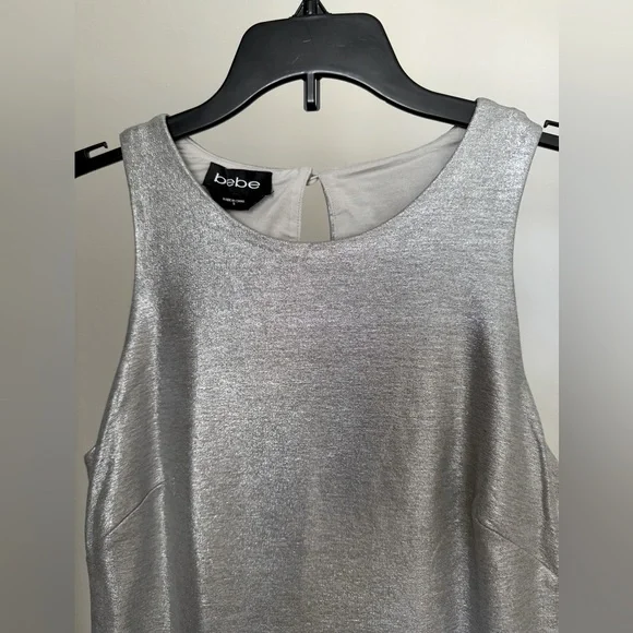 Bebe Metallic Sleeveless Top is very stylish ๐ข๐ - Picture 4 of 8